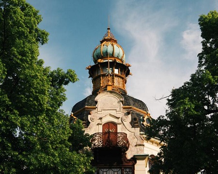 Tłumacz przysięgły