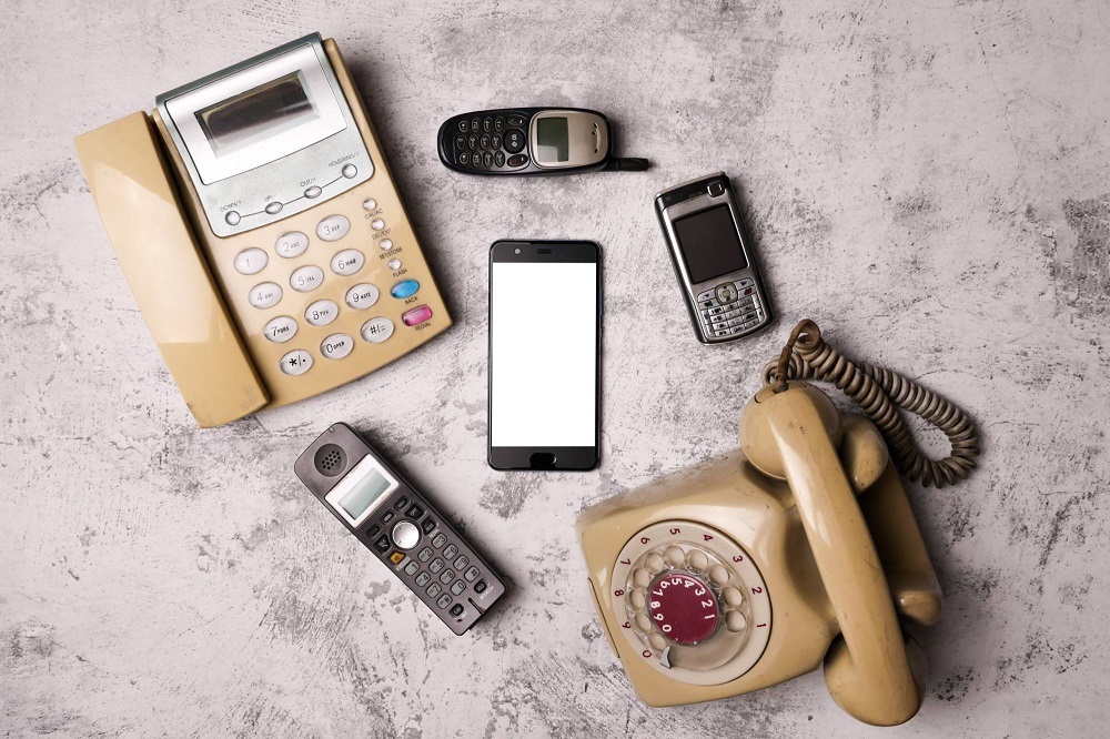stary telefon stacjonarny - Elektronika